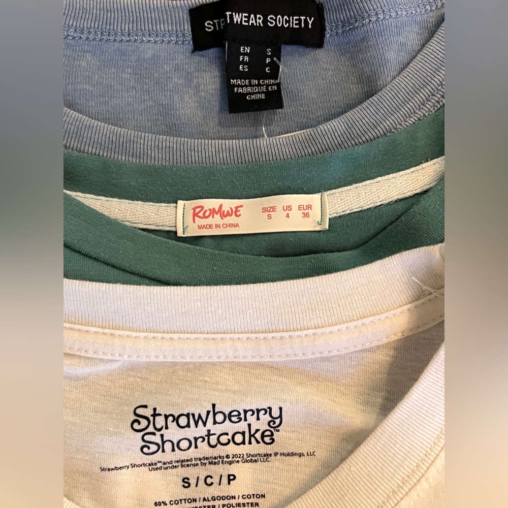 Women - 3 Cropped Tshirts $15